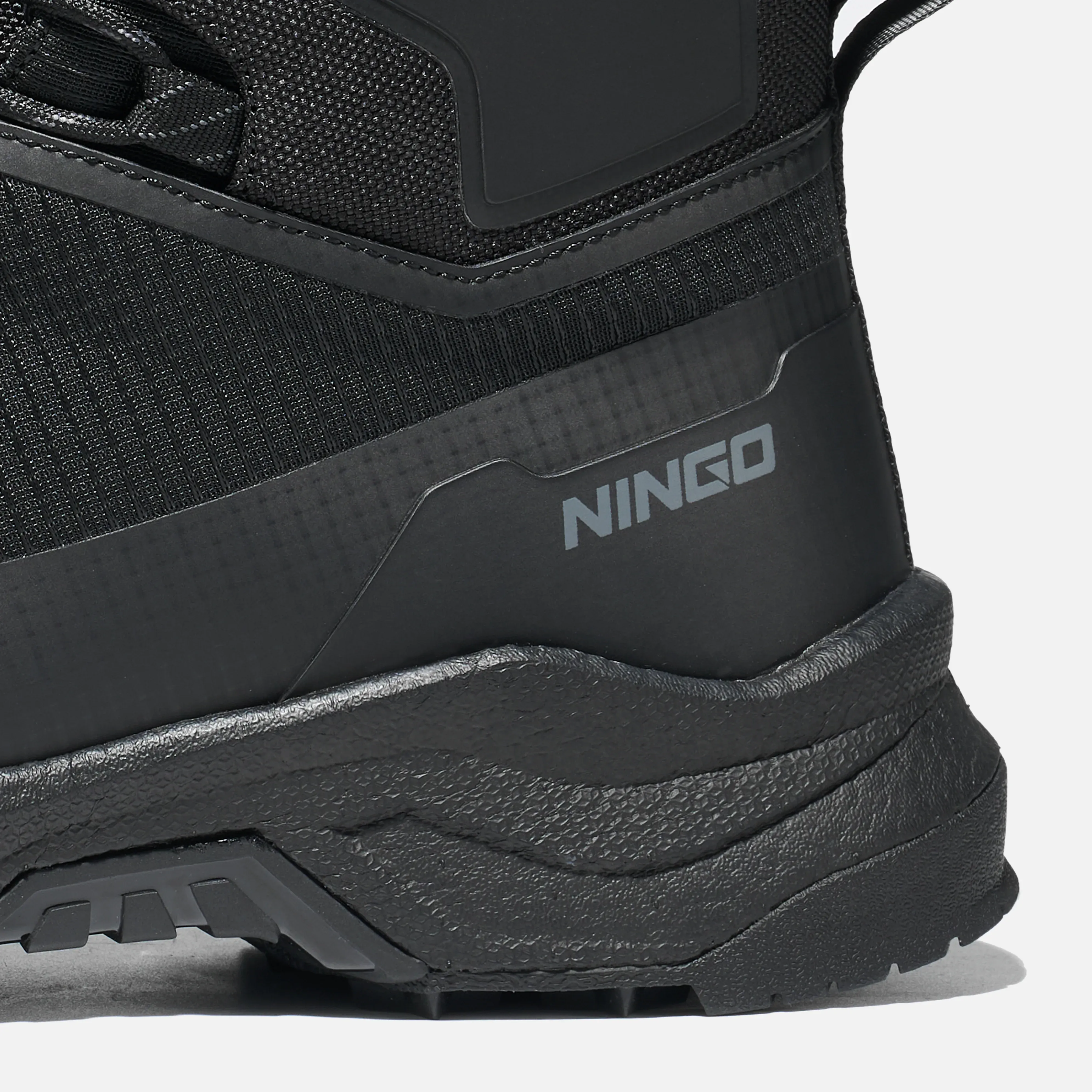 Men's CloudStride Waterproof Hiking Shoes image4