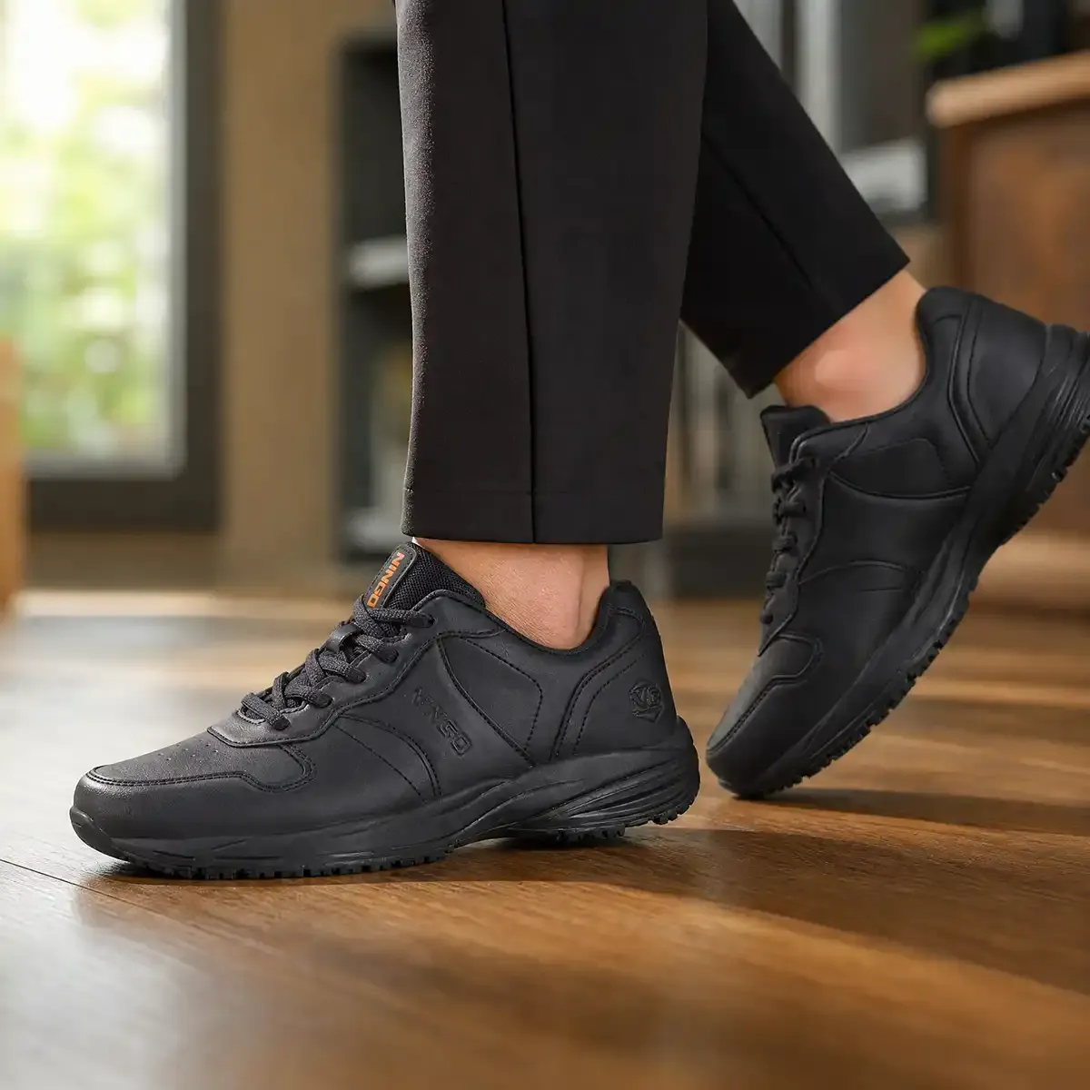Women's Comfortable Slip-Resistant Work Shoes Black Waterproof image2