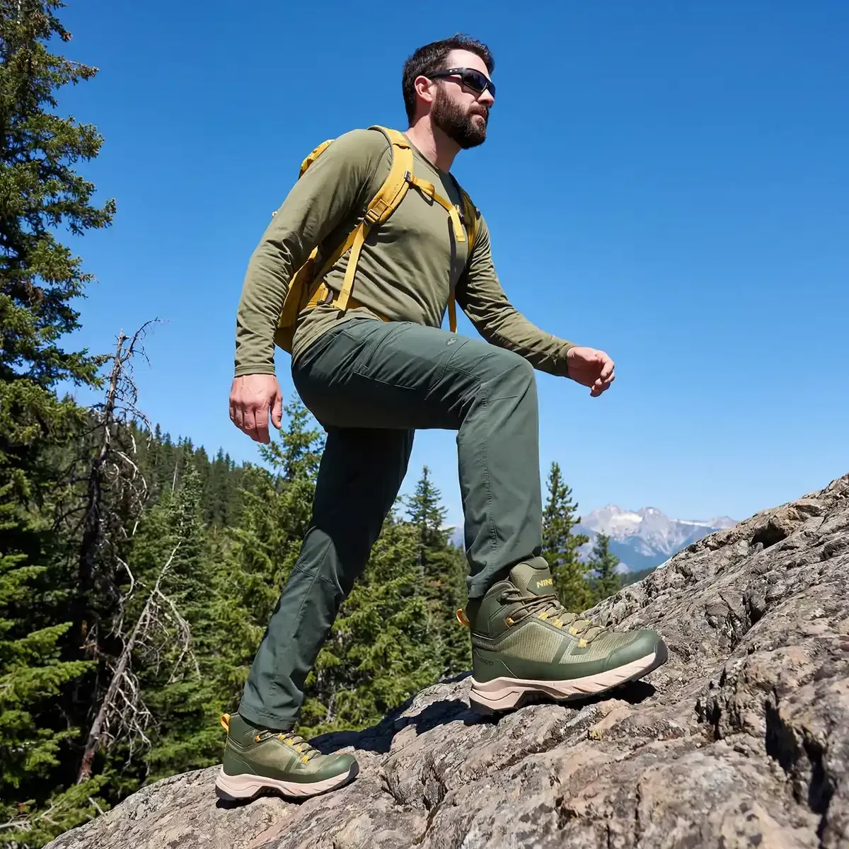 Men's CloudStride Waterproof Hiking Shoes Green image7